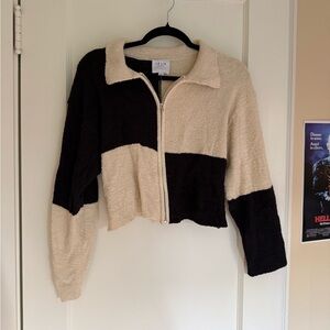 Cropped Checkered Zip Up Sweater